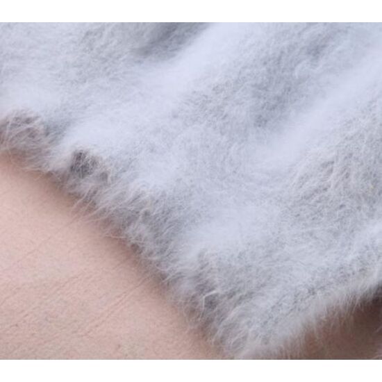 Angora Pullover mit Kragen hellgrau